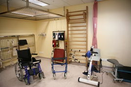 門(mén)診及日間化療服務(wù)與診所服務(wù) 高效便捷的現(xiàn)代醫(yī)療模式